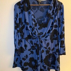 Daisy Fuentes 2X Blue Floral Twist Front Blouse Plus Size Top